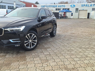 Volvo XC60 foto 2