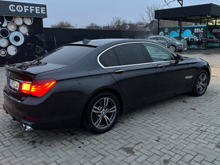 BMW 7 Series foto 3