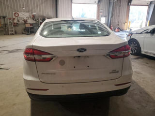 Ford Fusion foto 5