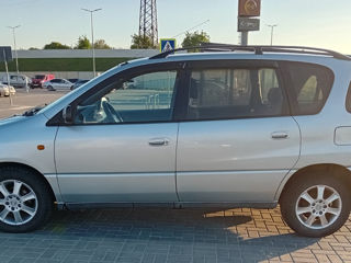 Toyota Picnic foto 3