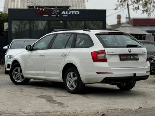 Skoda Octavia foto 5