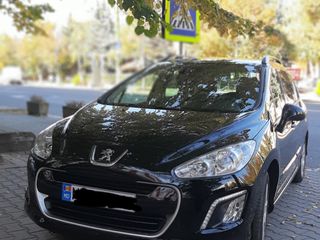 Peugeot 308 foto 2