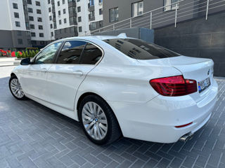 BMW 5 Series foto 7