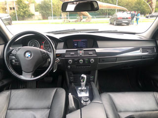 BMW 5 Series foto 4