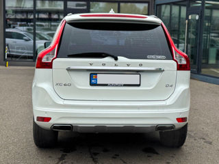 Volvo XC60 foto 7