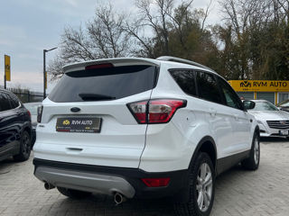 Ford Kuga foto 4