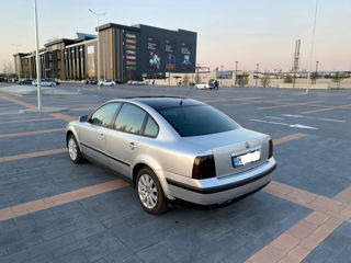 Volkswagen Passat foto 4