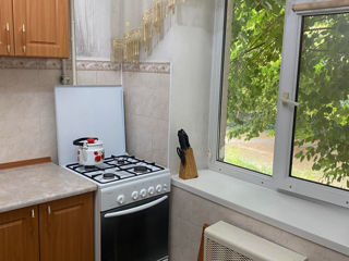 Apartament cu 1 cameră, 32 m², Centru, Chișinău foto 2