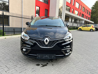 Renault Grand Scenic foto 2