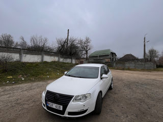 Volkswagen Passat foto 3