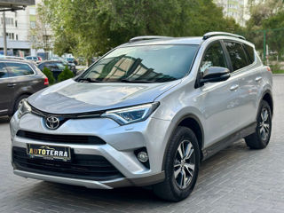 Toyota Rav 4 foto 1