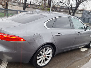 Jaguar XF foto 5