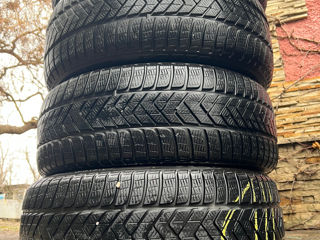 255/40/20 Pirelli