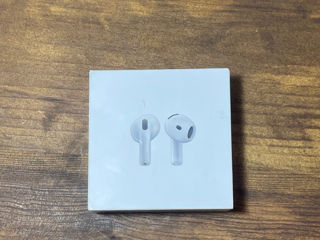 Airpods 4