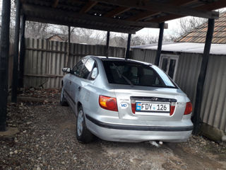 Hyundai Elantra foto 7