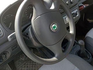 Skoda Fabia foto 8