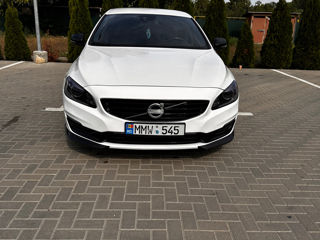 Volvo V60 foto 1