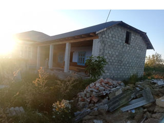Se vinde casa in satul Chetrosu. R drochia foto 5