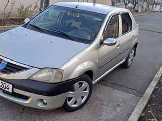 Dacia Logan foto 8