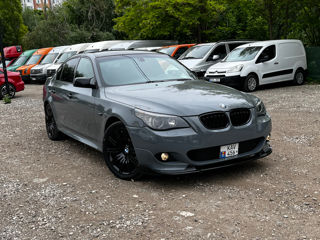 BMW 5 Series foto 3