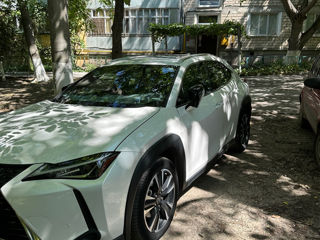 Lexus UX foto 4