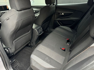 Peugeot 3008 foto 9