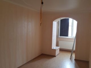 Apartament Floresti, reparatie! Et2, 73mp!! foto 1