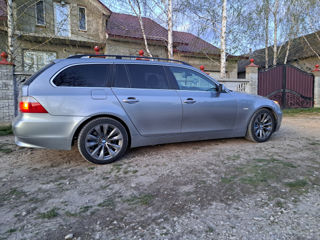 BMW 5 Series foto 2