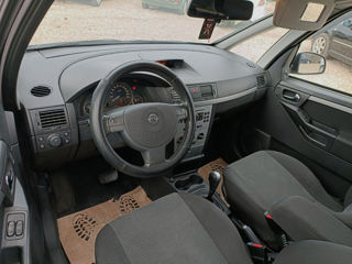 Opel Meriva foto 8