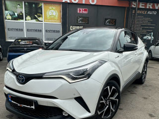 Toyota C-HR foto 1