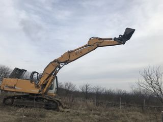 Excavator Liebherr Servicii de terasament,defrisari,demolari!!! foto 5