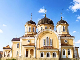 Excursie la Manastirea Glinjeni+Nicoreni-450 lei, grupuri de 6/20/50 persoane., zilnic foto 4