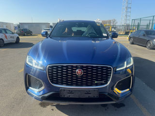 Jaguar F-PACE foto 2