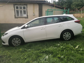 Toyota Auris foto 3