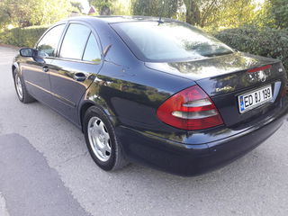 Mercedes E Class foto 3