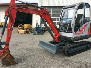 Servicii mini excavator 3.5t. acceptam si prin transfer. Pret accesibil si calitate inalta. foto 1