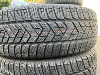 R17 215/65 Pirelli Scorpion Winter foto 3