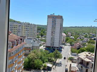 Apartament cu 2 camere, 85 m², Buiucani, Chișinău foto 8