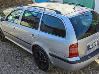 Skoda Octavia foto 4