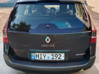 Renault Megane foto 2