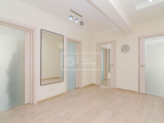 Apartament cu 3 camere, 113 m², Centru, Chișinău foto 20