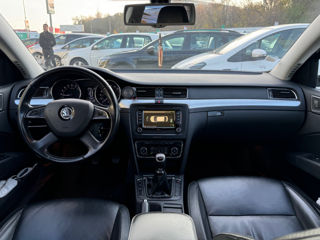 Skoda Superb foto 11