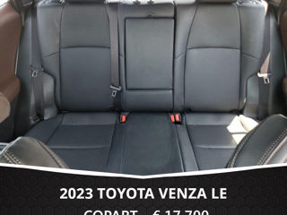 Toyota Venza foto 8