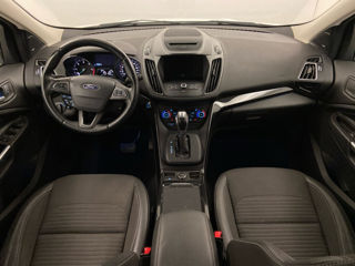 Ford Kuga foto 7