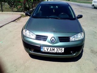 Renault Megane foto 1