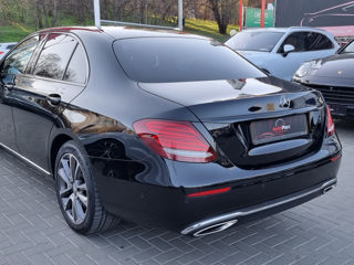 Mercedes E-Class foto 4