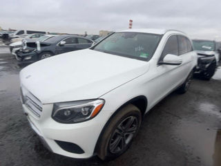 Mercedes GLC foto 8