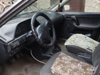 Mazda 323 foto 6