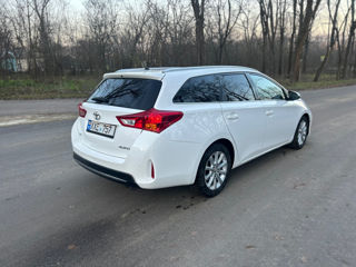 Toyota Auris foto 4