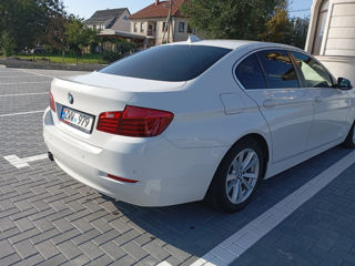 BMW 5 Series foto 5